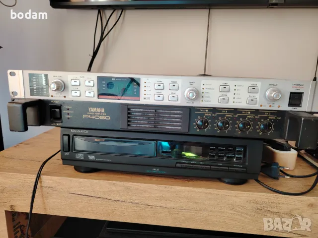 Phonic Xross Tech i7200 Digital Crossover, снимка 2 - Ресийвъри, усилватели, смесителни пултове - 50001737