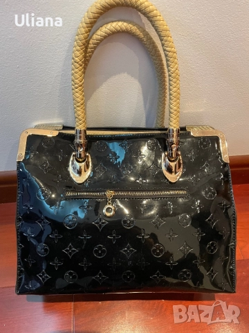 Дамска чанта естествен лак, снимка 5 - Чанти - 51921992