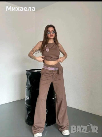 Дамски комплекти Miu Miu - два цвята - 28€, снимка 2 - Спортни екипи - 53274479