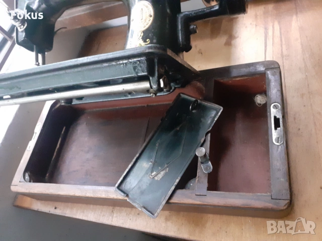 Стара шевна машина Сингер Singer в уникално състояние, снимка 4 - Антикварни и старинни предмети - 53270604
