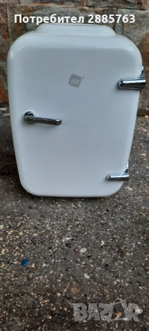 Мини хладилник , снимка 1