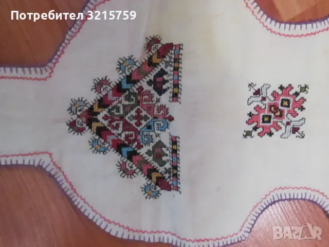 19век ръчна бродерия, каре, покривка,цигулка,фолк мотиви, снимка 2 - Антикварни и старинни предмети - 49221659