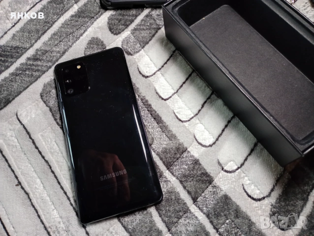 Предлагам неупотребяван мобилен телефон Samsung S10 , снимка 3 - Samsung - 53458972