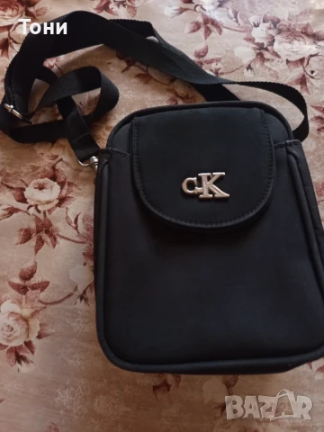 Calvin Klein Нова Мъжка Чанта , снимка 2 - Чанти - 51238044