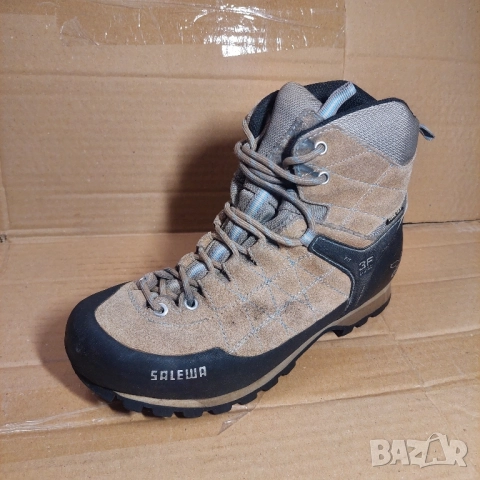 туристически обувки Salewa MTN Trainer GTX Mid номер 40 , снимка 12 - Други - 43856768