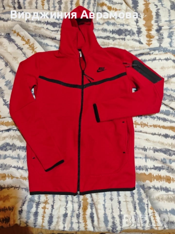 Nike tech fleece червен, снимка 2 - Спортни екипи - 53430815