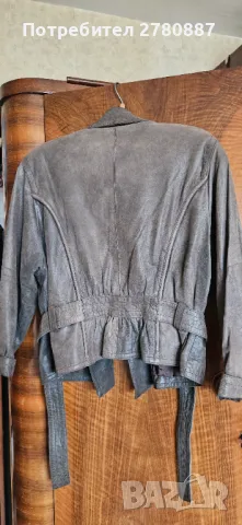 Валентино Valentino дамско ретро кожено яке сако с колан , снимка 5 - Якета - 50107332