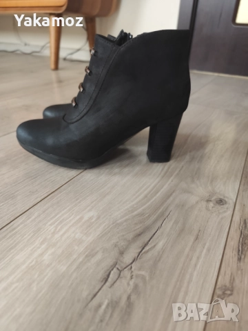 Дамски боти, снимка 2 - Дамски боти - 52314319