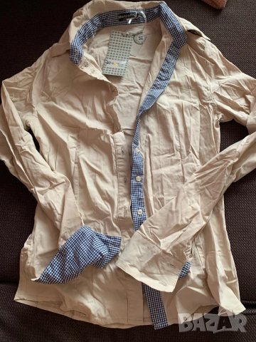 Дамска риза