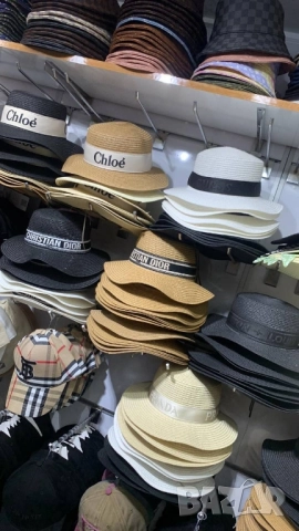 шапки christian dior , снимка 2 - Шапки - 51452162