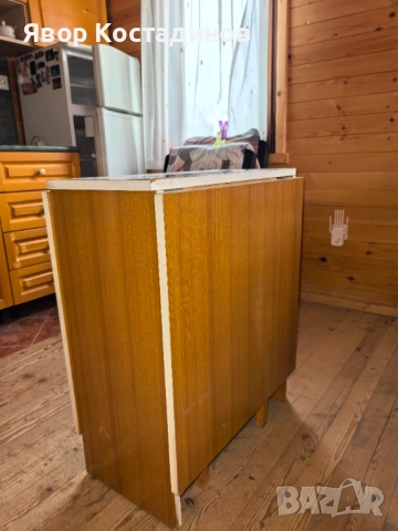 Продавам пакетна маса за трапезария, зяпазена