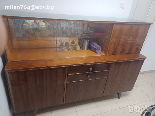 Старинен шкаф с витрини, снимка 6 - Бюфети - 53483873