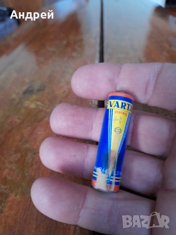 Стара батерия Varta, снимка 2 - Колекции - 43853740