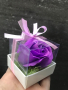 Кутийка със сапунена роза и скандинавски мъх, снимка 1 - Изкуствени цветя - 36457111