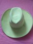 Каубойска шапка, снимка 1 - Шапки - 44005740