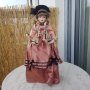 Порцеланова кукла със стойка , снимка 1 - Кукли - 43422215