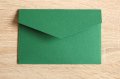 Цветни пликове за покани ваучери писма банкноти. Тъмно зелен червен розов син оранжев кафяв черен, снимка 1 - Покани - 36705482