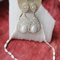 🆕 НОВИ Бели перлени обеци с винтчета, снимка 8 - Обеци - 39952511