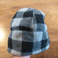 John Deere Ear Guard Winter Hat with Sherpa - страхотна зимна шапка 100% оригинал отлично състояние, снимка 6 - Шапки - 43289722