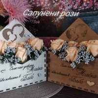 Ароматни сапунени розички в дървен "плик" различни цветове , снимка 2 - Подаръци за жени - 35369939