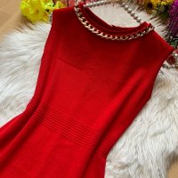 Червена рокля с верижка, снимка 3 - Рокли - 36757385
