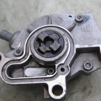 Вакуум помпа 038145101B Luk Vapec 14S Голф 4 Шкода Ауди А4 1,9тди VW Golf 4 Skoda Audi A4 1,9tdi, снимка 5 - Части - 32556976