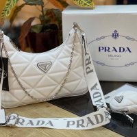 Дамска чанта Prada, снимка 1 - Чанти - 32625838