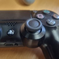 Оригинален Джойстик PS4 DualShock 4, снимка 3 - PlayStation конзоли - 39245829