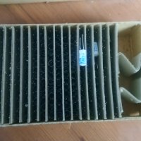  Стари съветски, немски кондензатори неотваряни в оригиналните си кутии и други Ел. компоненти , снимка 8 - Други - 37130265