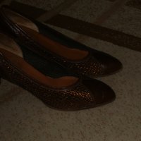 Продавам елегантни официални дамски обувки № 40, снимка 3 - Дамски елегантни обувки - 33580276