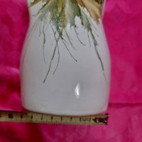 Много голяма ваза-ръчно рисувана с релеф-порцелан. Внос от Германия., снимка 4 - Вази - 34843051