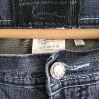 Karl Kani Jeans - 38, снимка 4 - Дънки - 40237426