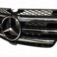 Чисто нова Решетка / маска за автомобил Mercedes GL 164 2009-2012 г Gran Edition /450/500/550, снимка 2 - Части - 44005348