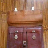 Кожена чанта, снимка 3 - Антикварни и старинни предмети - 28000491