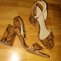 Сандали Pimkie, снимка 1 - Дамски обувки на ток - 37974827