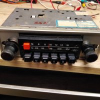 Радио Ford от 70-те, снимка 4 - Радиокасетофони, транзистори - 36914072
