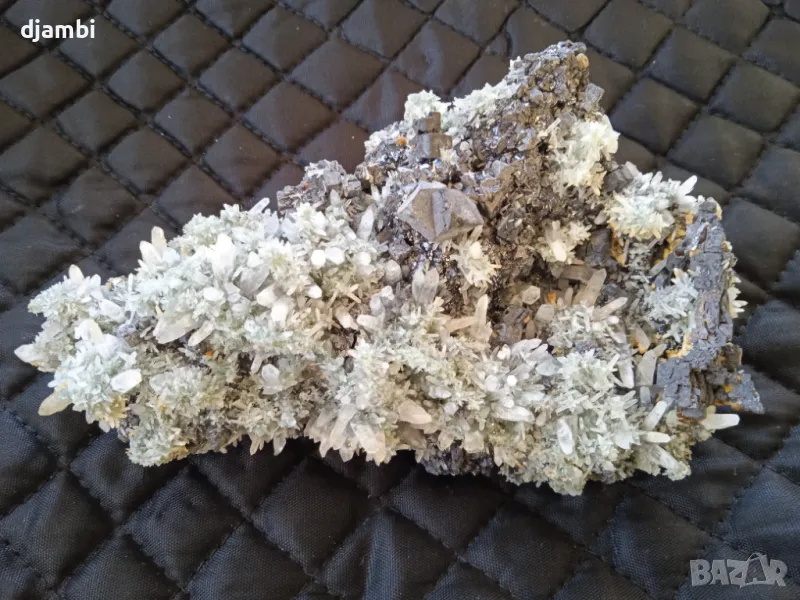 №145,Кварц,Кварцова друза,Кварц със сфалерит,галенит и хлорит,Кристали,Минерали,Родопи,BGminerals,, снимка 1