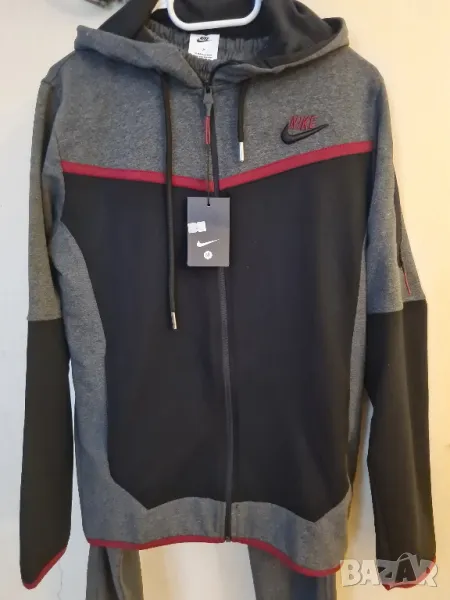 Екип Nike, размер М, снимка 1