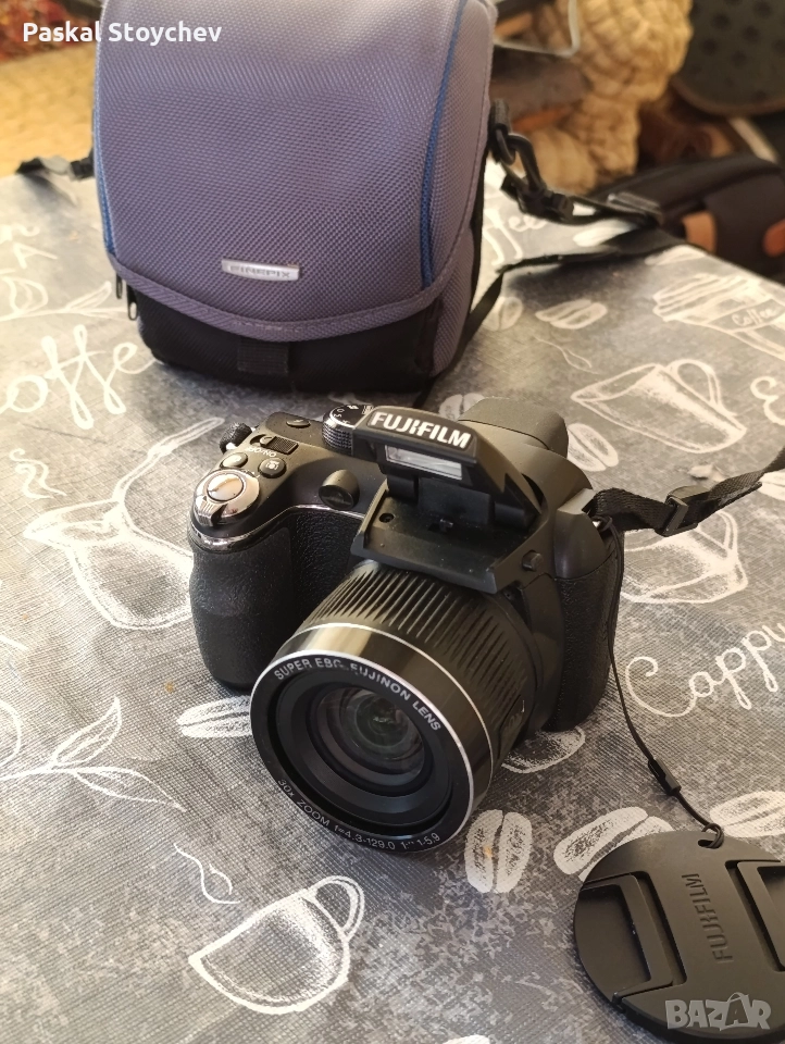 Фотоапарат Fujifilm Finepix S4000, снимка 1