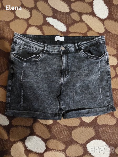 Дамски къси дънки.Дънките са еластични и без забележка.Размер Eur.42 Дамски къси дънки.Дънките са ел, снимка 1