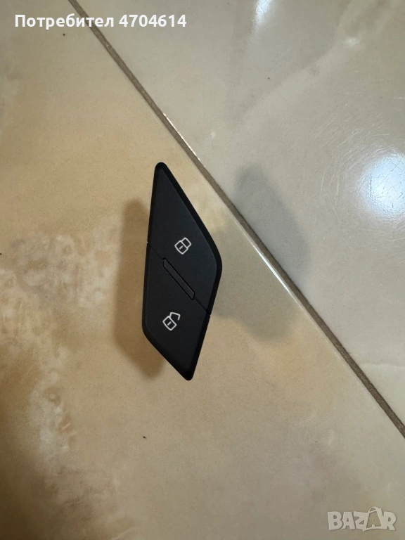 Десен Бутон за отключване и заключване от вътре на Ауди Audi A8 D4 4H само за 10Eur. броя 4H0962108B, снимка 1