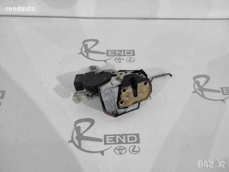 Предна лява брава за Toyota Rav4 2000-2006 1CD  , снимка 1