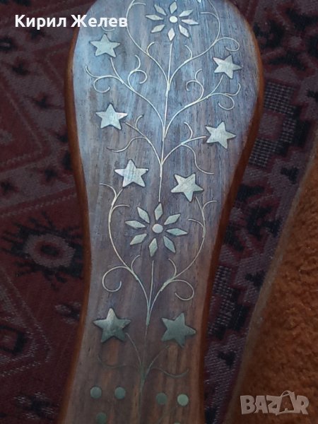Лъжица стара дървена с Бронзови флорални орнаменти - набивки голяма сувенир 41519, снимка 1