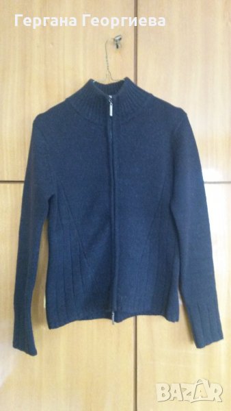 Дамска черна вълнена жилетка, снимка 1