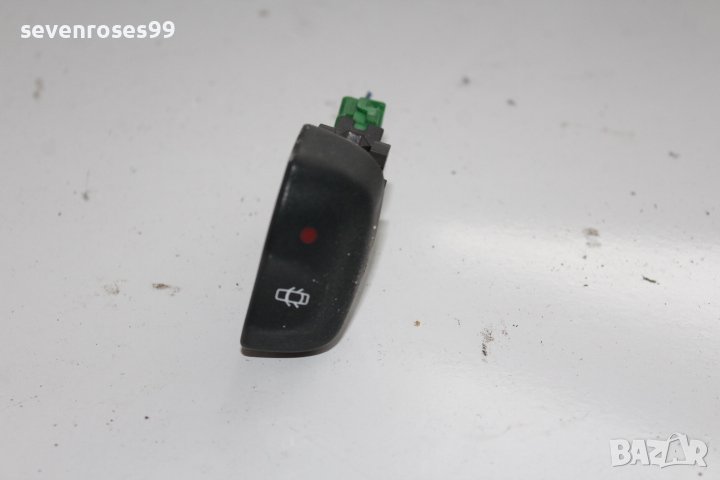 Бутон Централно заключване врати Рено меган сценик Renault Megane Scenic, снимка 1