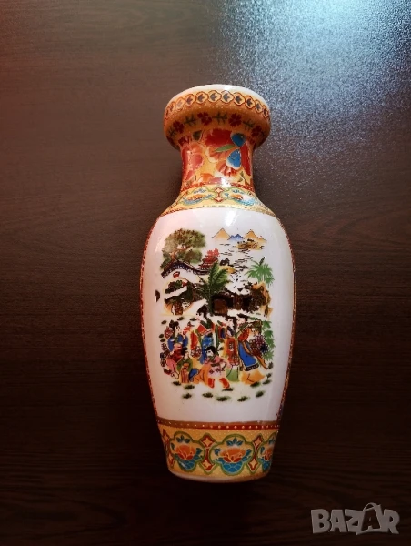 Порцеланова ваза, снимка 1