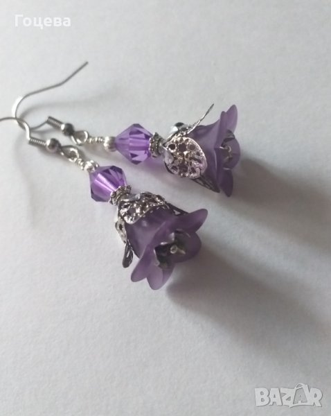 Нежни , люляково лилави и много красиви обици цветя с филигрирани орнаменти в цвят Сребро, снимка 1