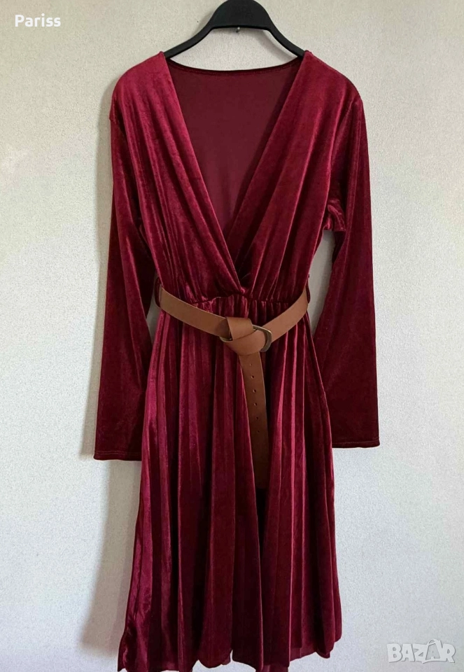 рокля кадифе, снимка 1