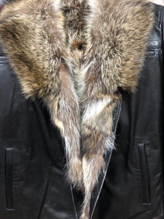 Мъжко кожено яке с косъм на чакал в Якета в гр. Стара Загора - ID28234455 —  Bazar.bg