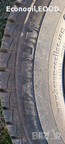 Зимни гуми с джанти Мерцедес Вито бусови, снимка 5 - Гуми и джанти - 35187589